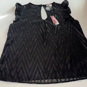 ANDREE BY UNIT‎ Black Shimmering Zigzag Lace Blouse NWT Size Large